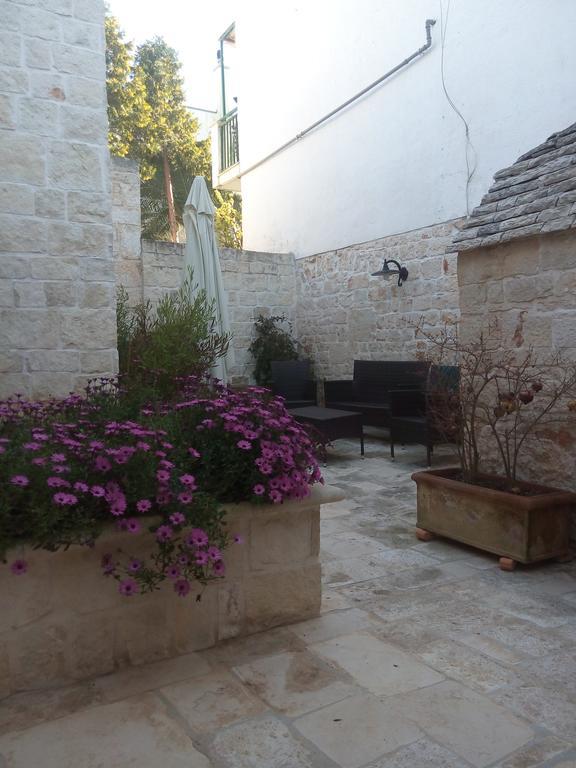 Alberobello Casa Vacanze - Pathos Tra I Trulli Exterior foto